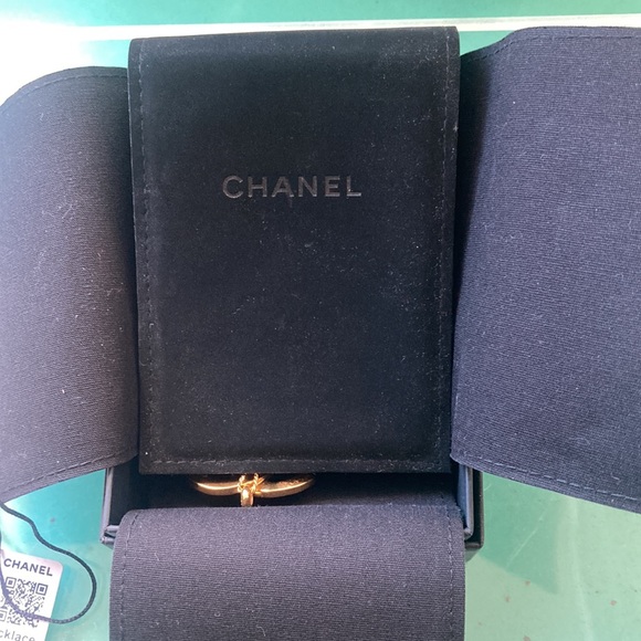 Chanel Paris Button Necklace - Picture 10 of 16